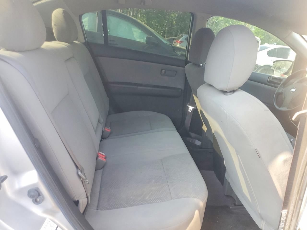 2011 NISSAN SENTRA 2.0 — Фото 10 из 12