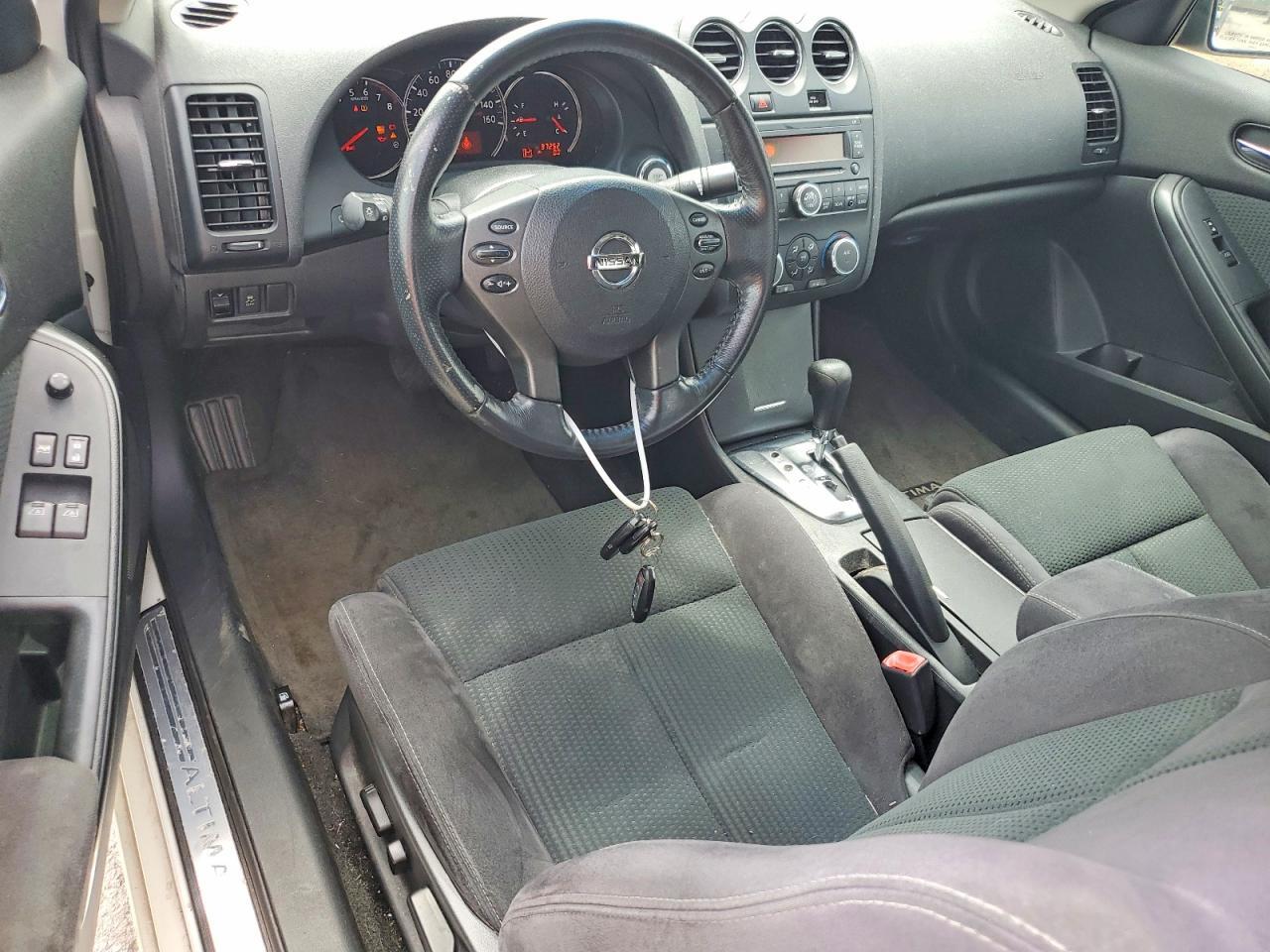 2011 NISSAN ALTIMA 2.5 S — Фото 8 из 12