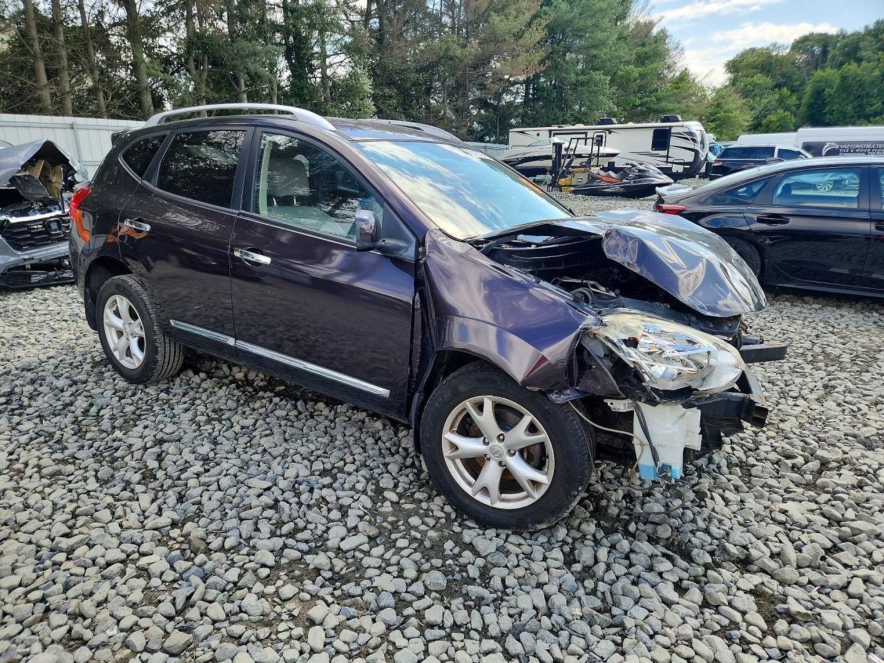 2011 NISSAN ROGUE S — Фото 4 из 12
