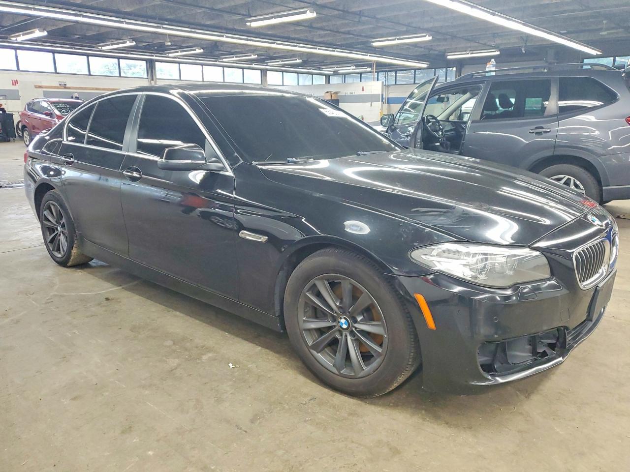 2014 BMW 528 XI — Фото 4 из 13