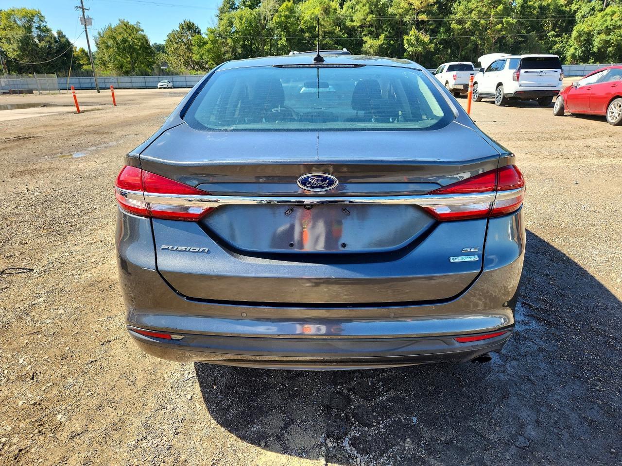 2017 FORD FUSION SE — Фото 6 из 12