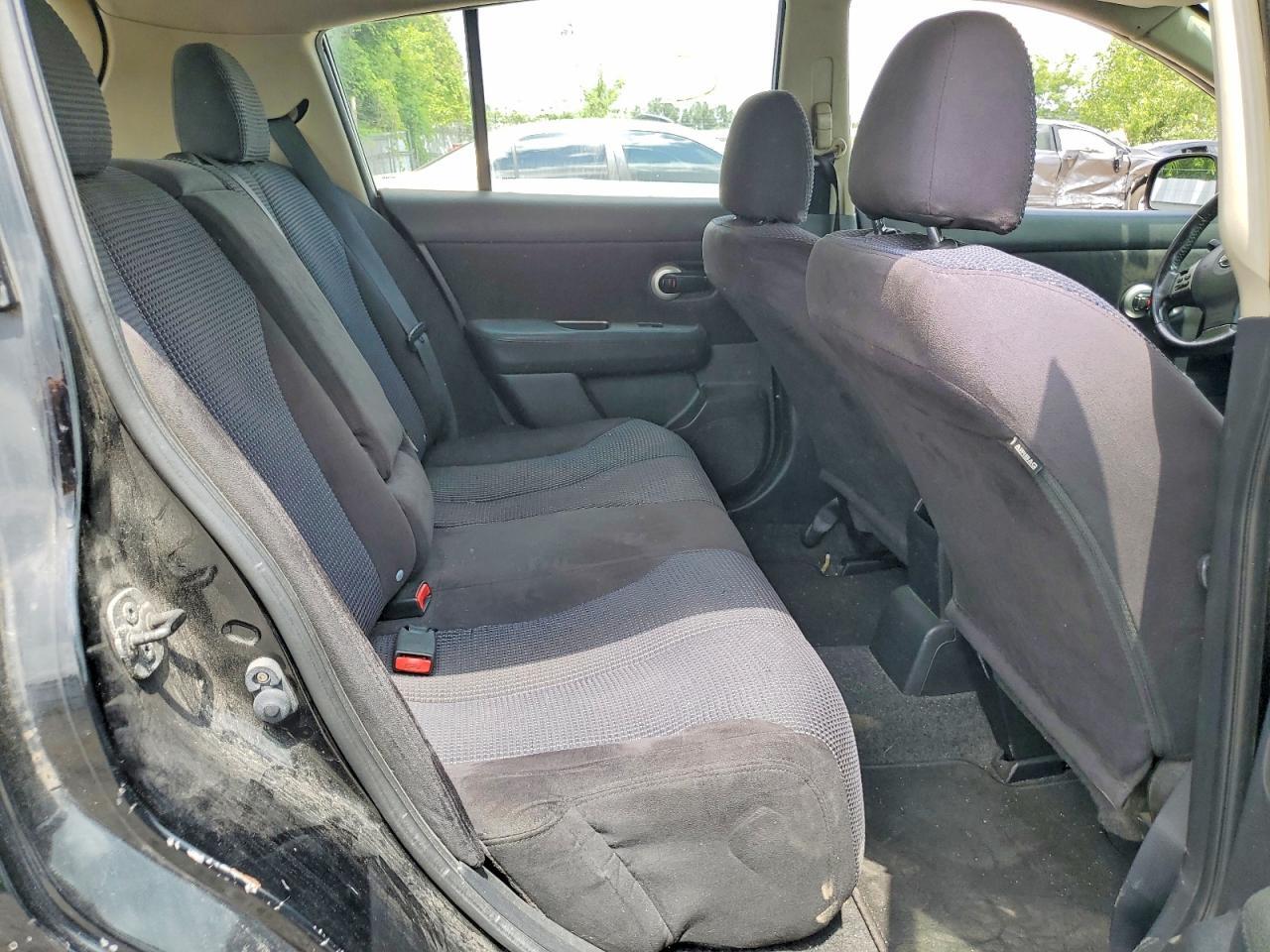 2011 NISSAN VERSA 1.8 S — Фото 10 из 12