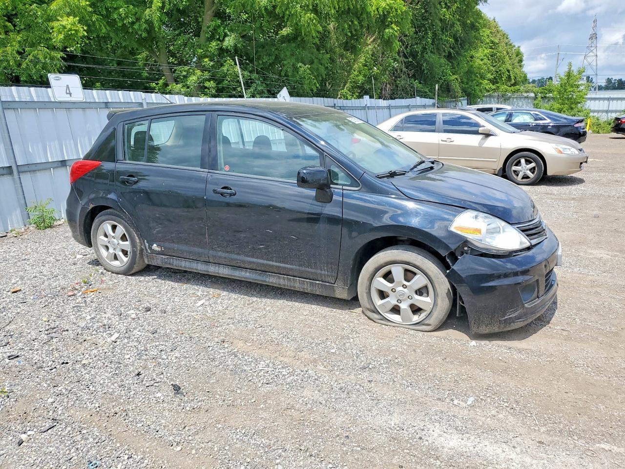 2011 NISSAN VERSA 1.8 S — Фото 4 из 12