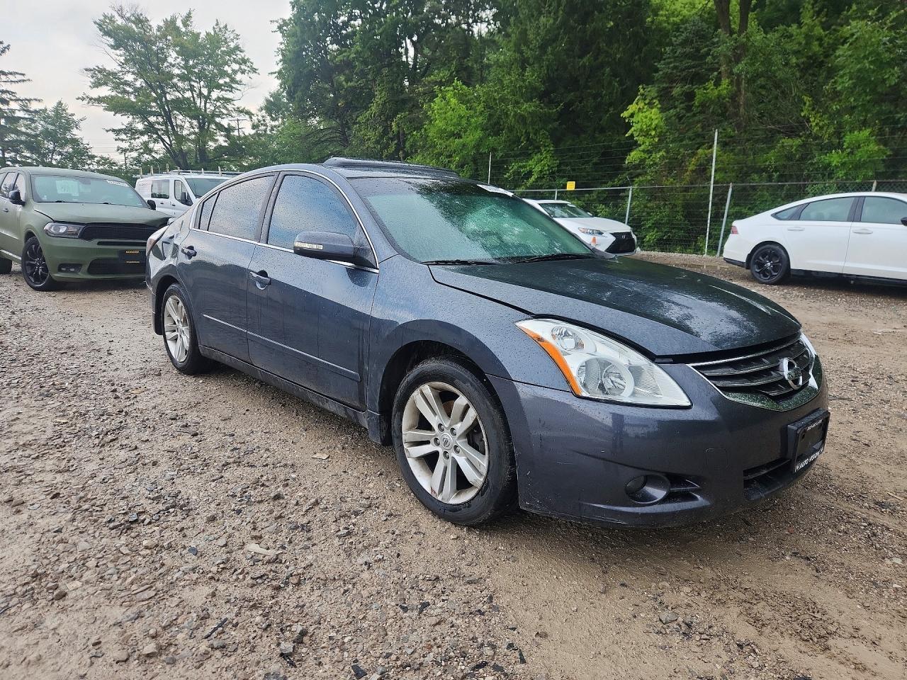 2011 NISSAN ALTIMA SR — Фото 4 из 12