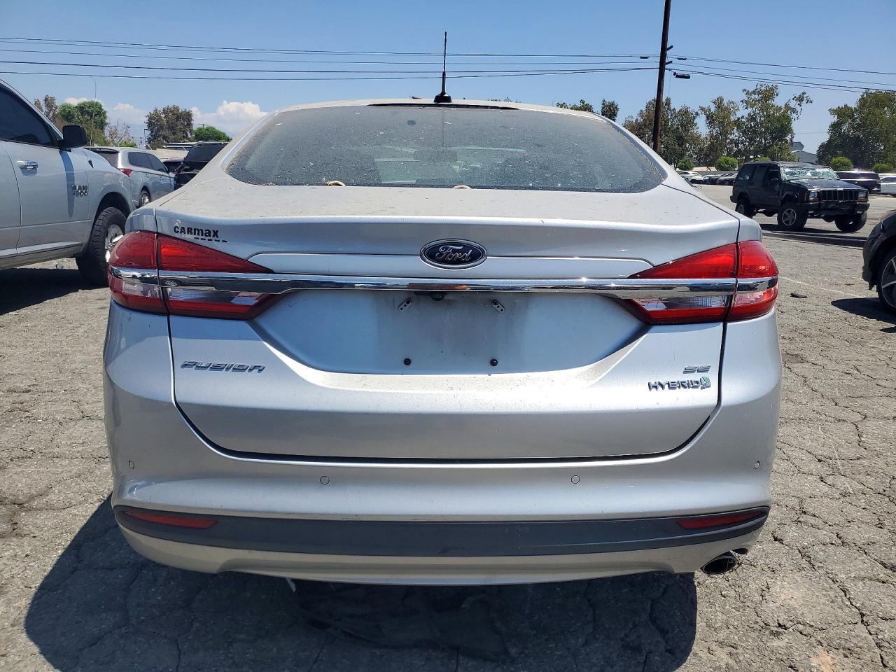 2017 FORD FUSION SE HYBRID — Фото 6 из 12