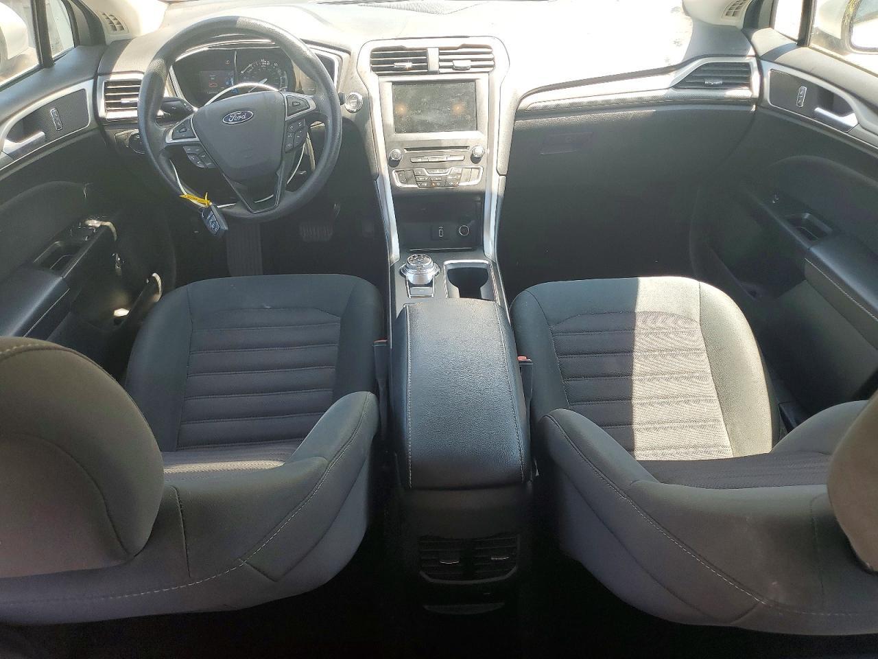 2017 FORD FUSION SE HYBRID — Фото 8 из 12