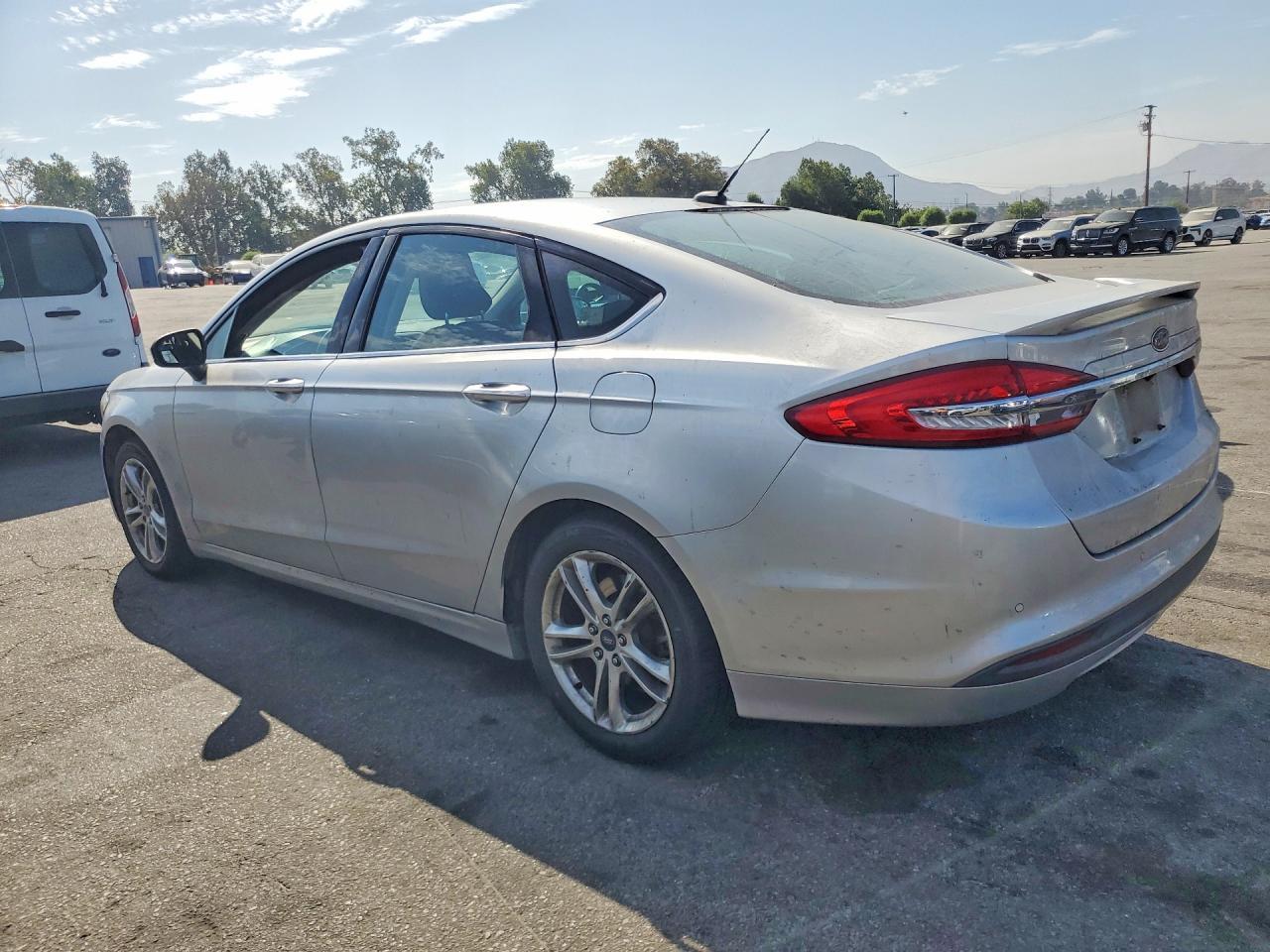 2017 FORD FUSION SE HYBRID — Фото 2 из 12