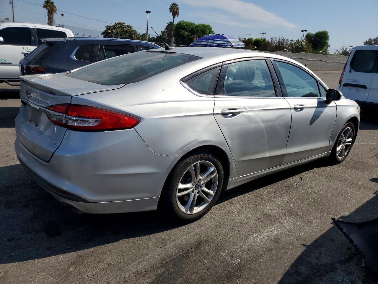 2017 FORD FUSION SE HYBRID — Фото 3 из 12