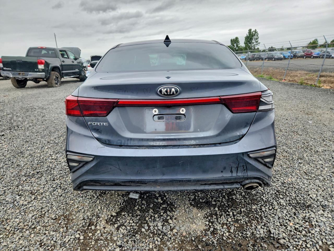 2021 KIA FORTE LXS — Фото 6 из 12