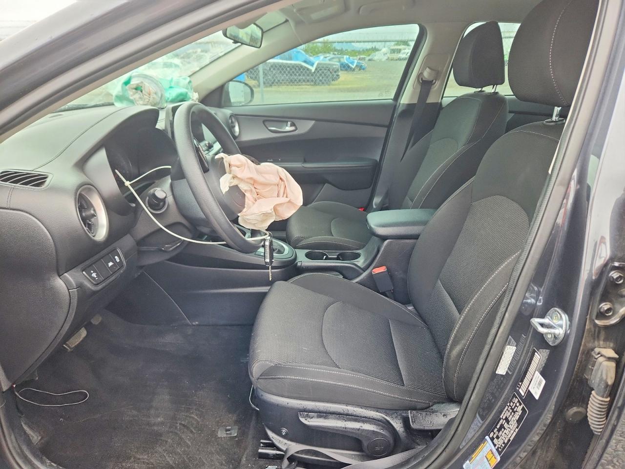 2021 KIA FORTE LXS — Фото 7 из 12