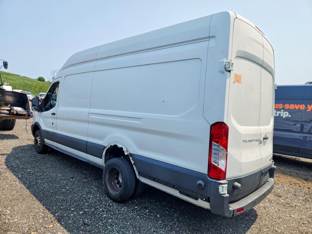 2017 FORD TRANSIT 350 HD DELIVERY VAN — Фото 2 из 13
