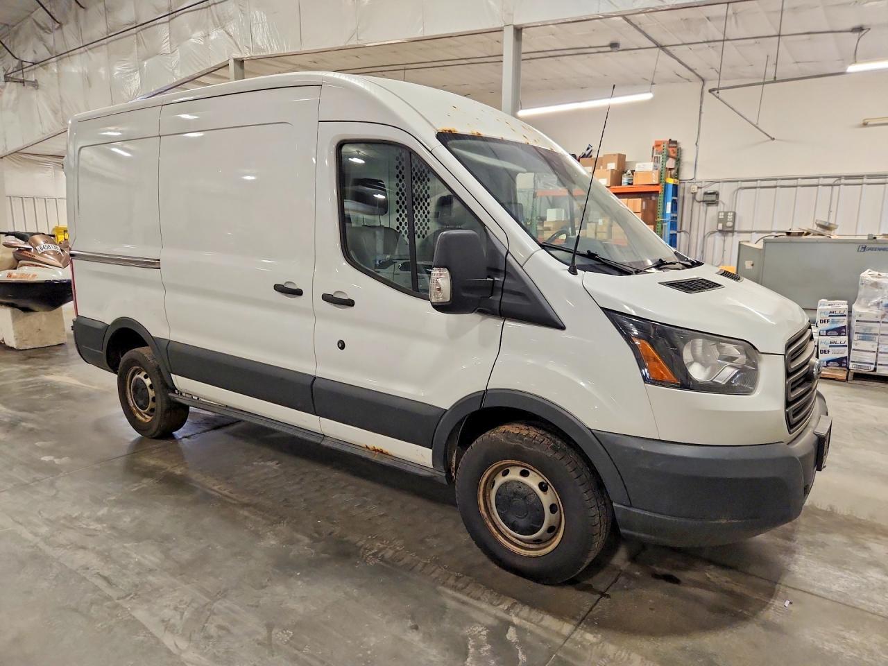 2017 FORD TRANSIT 250 DELIVERY VAN — Фото 4 из 13