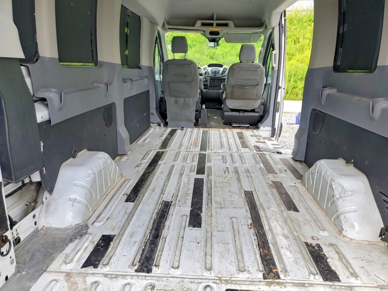 1FBAX2CM2HKA76463 2017 FORD TRANSIT photo no. 10