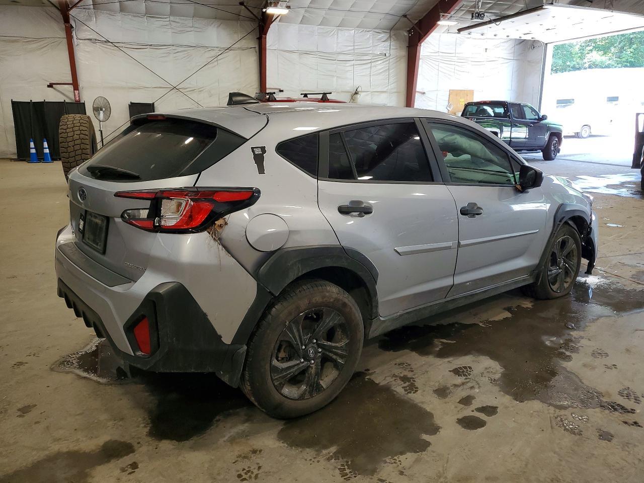 2025 SUBARU CROSSTREK — Фото 3 из 13
