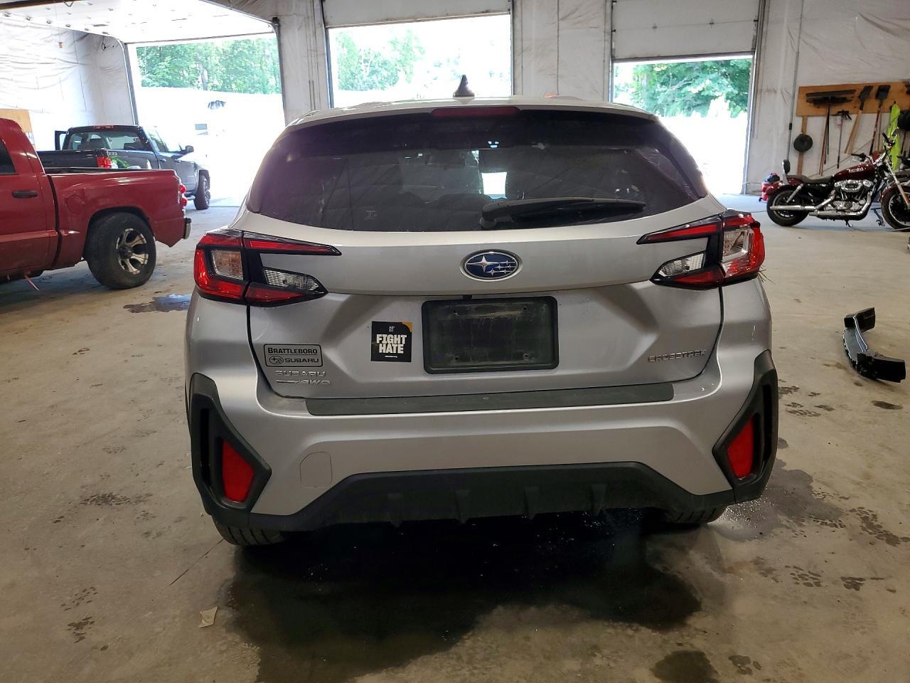 2025 SUBARU CROSSTREK — Фото 6 из 13