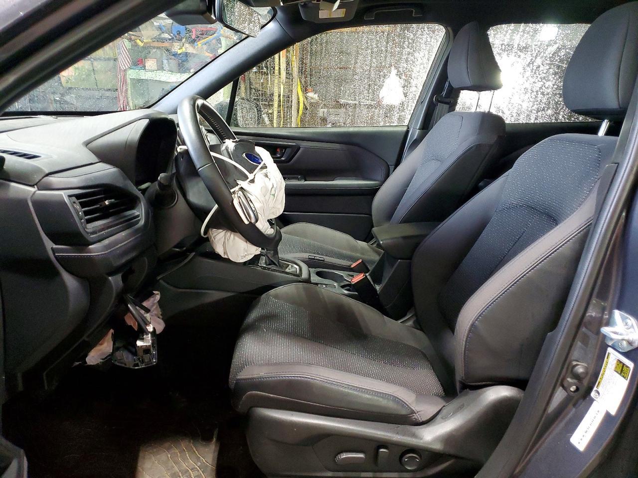 2025 SUBARU FORESTER PREMIUM — Фото 7 из 12