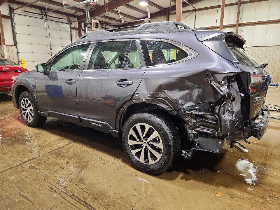 2025 SUBARU OUTBACK — Фото 2 из 16