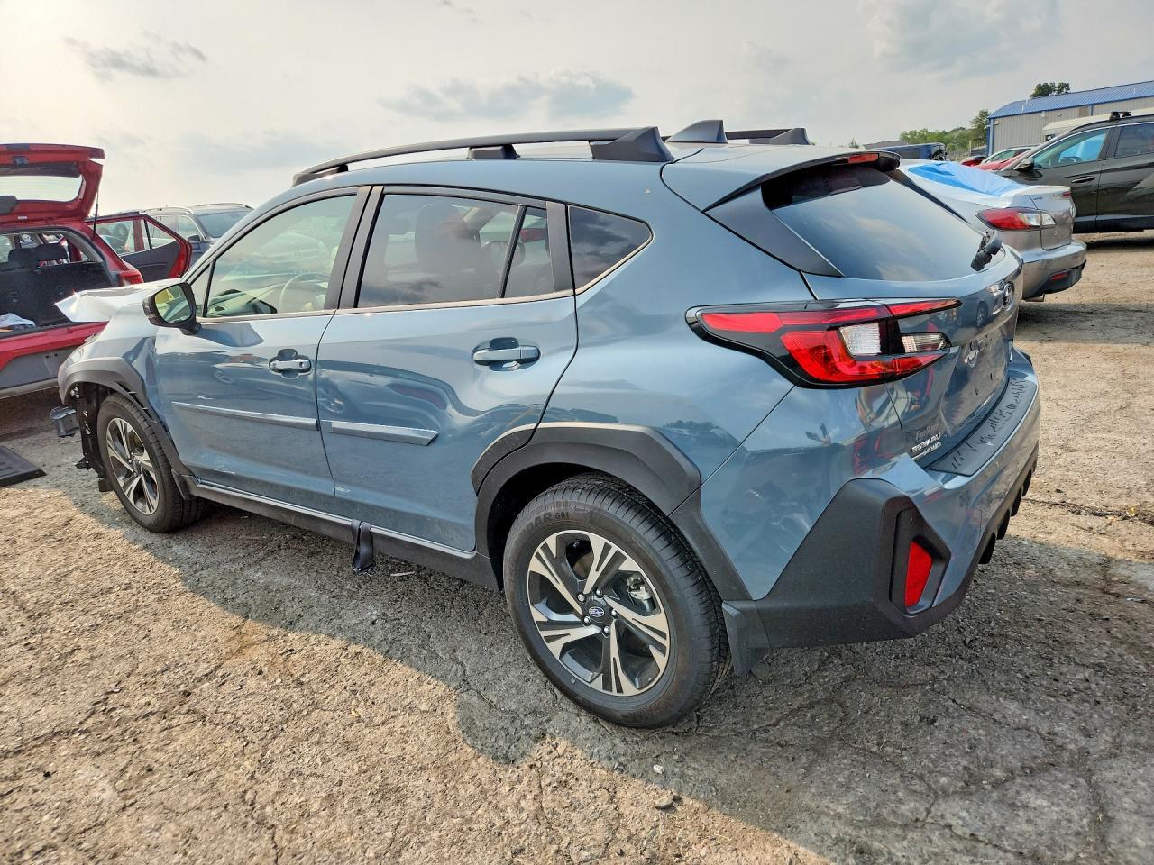 2025 SUBARU CROSSTREK PREMIUM — Фото 2 из 14