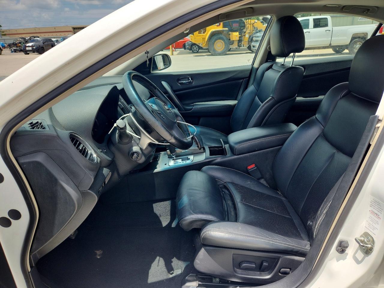 2011 NISSAN MAXIMA 3.5 S — Фото 7 из 12