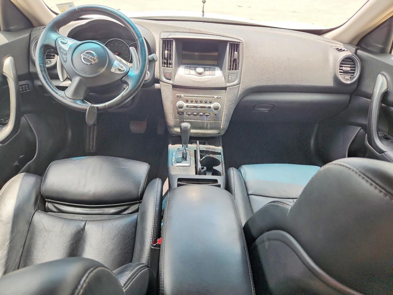 2011 NISSAN MAXIMA 3.5 S — Фото 8 из 12