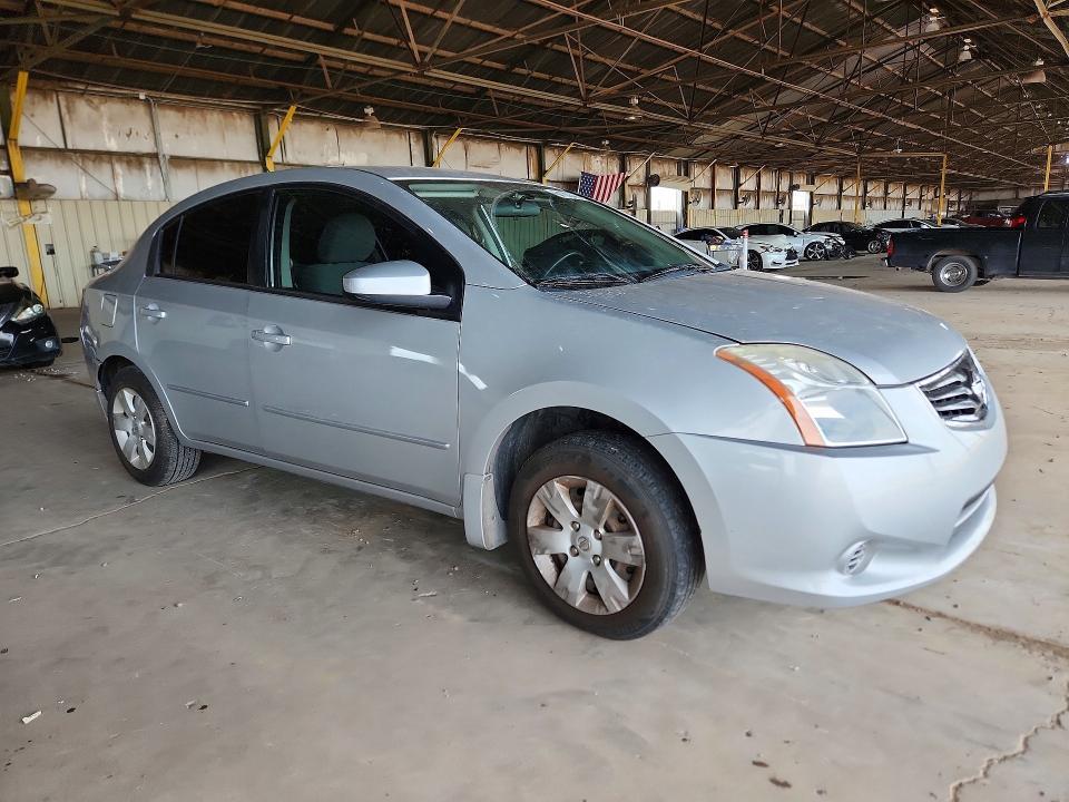 2011 NISSAN SENTRA 2.0 — Фото 4 из 12