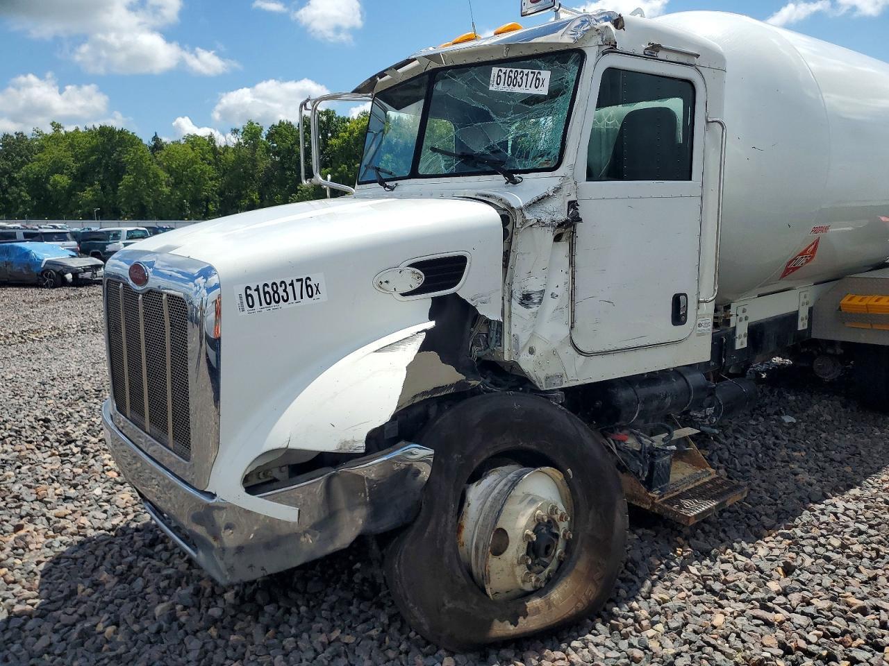 2011 PETERBILT 337 PROPANE DELIVERY TRUCK — Фото 13 из 13