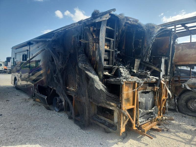 4UZACGCY9HCJC0189 2017 FREIGHTLINER CHASSIS photo no. 3