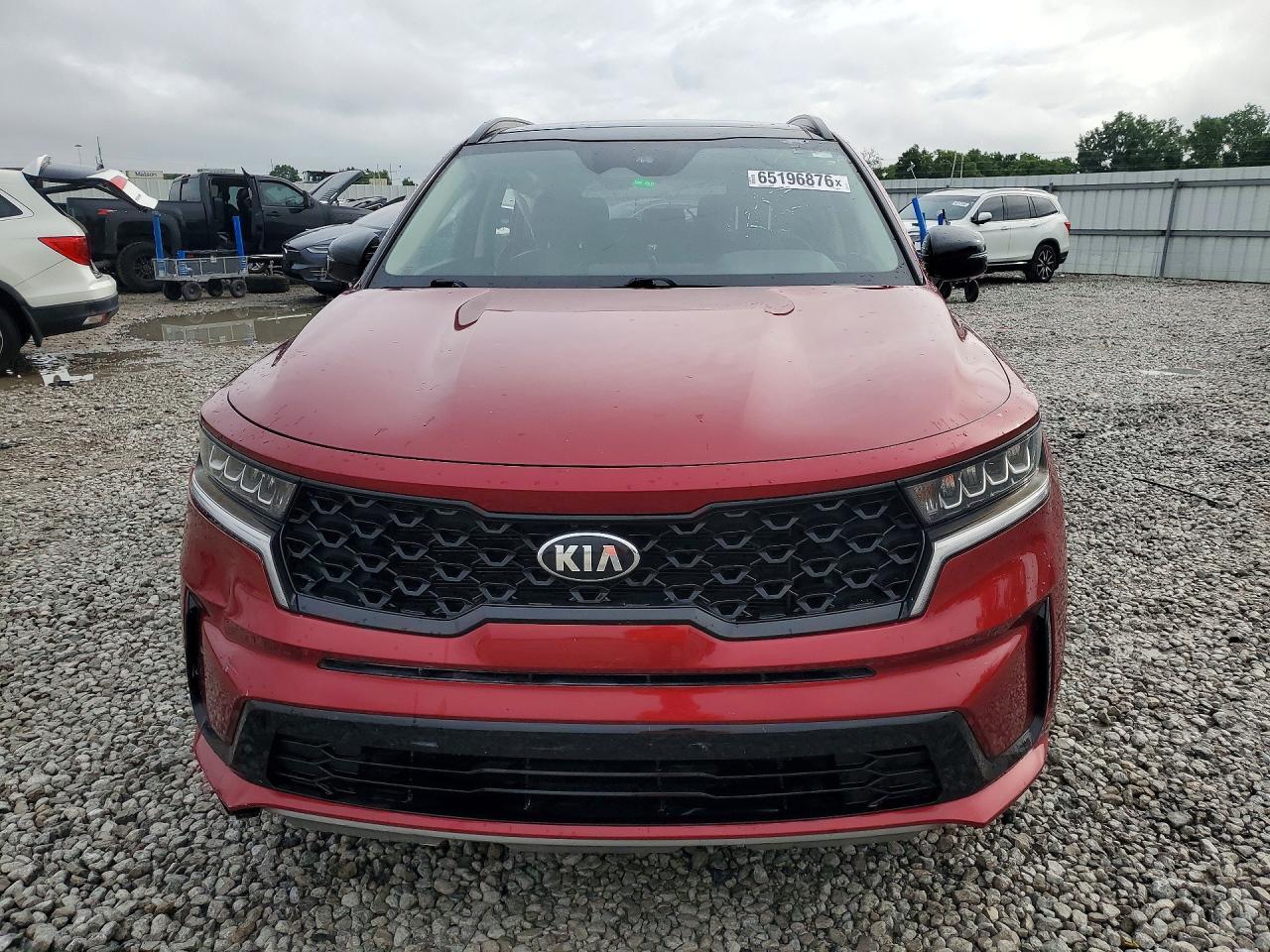 2021 KIA SORENTO S — Фото 5 из 13