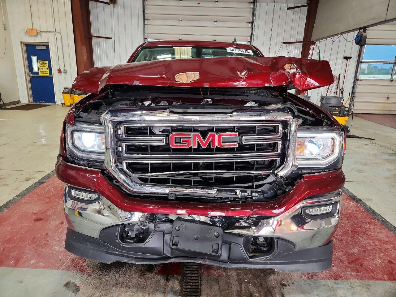 2017 GMC SIERRA K1500 SLE — Фото 5 из 12