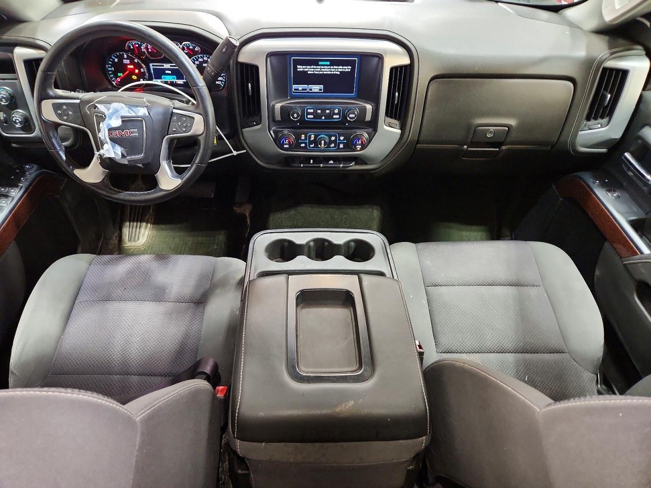 2017 GMC SIERRA K1500 SLE — Фото 8 из 12