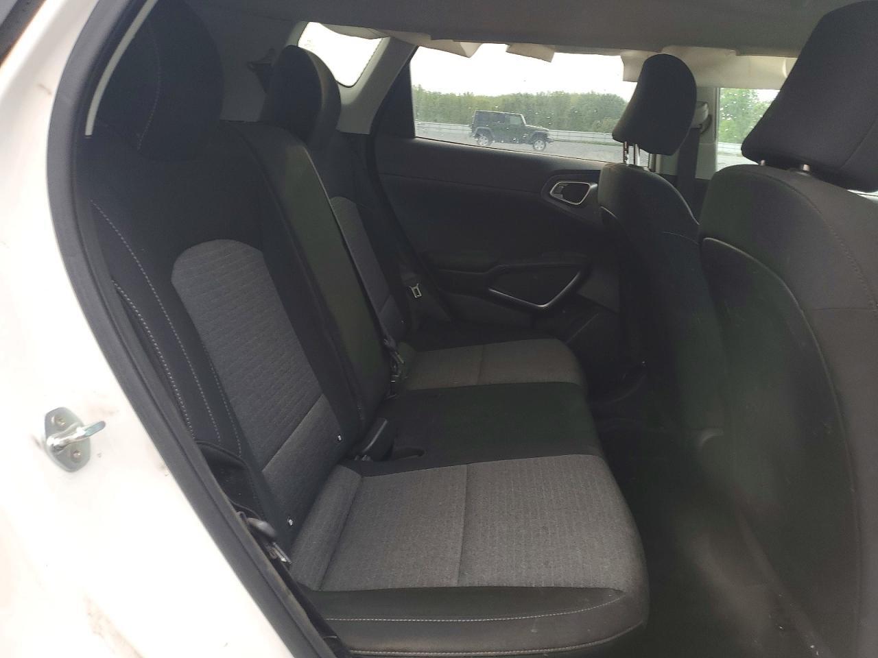 2021 KIA SOUL S — Фото 11 из 13