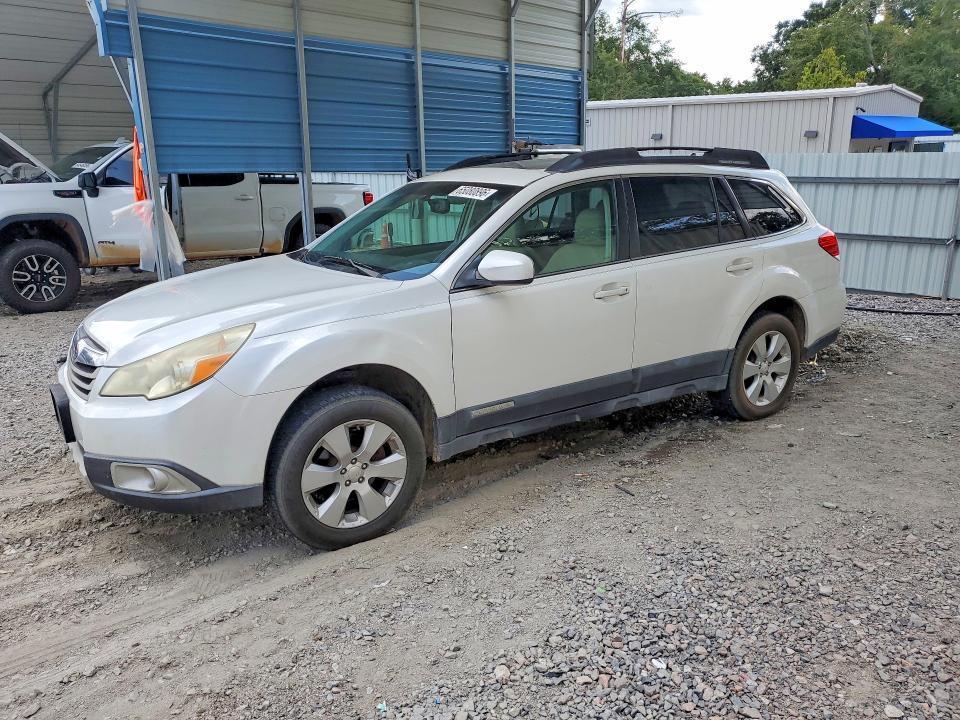 2011 SUBARU OUTBACK 4S4BRBKC0B3353126