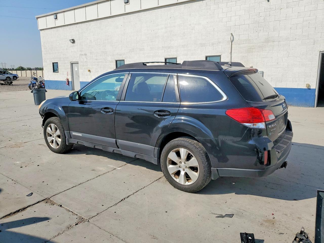 2011 SUBARU OUTBACK 3.6R LIMITED — Фото 2 из 13