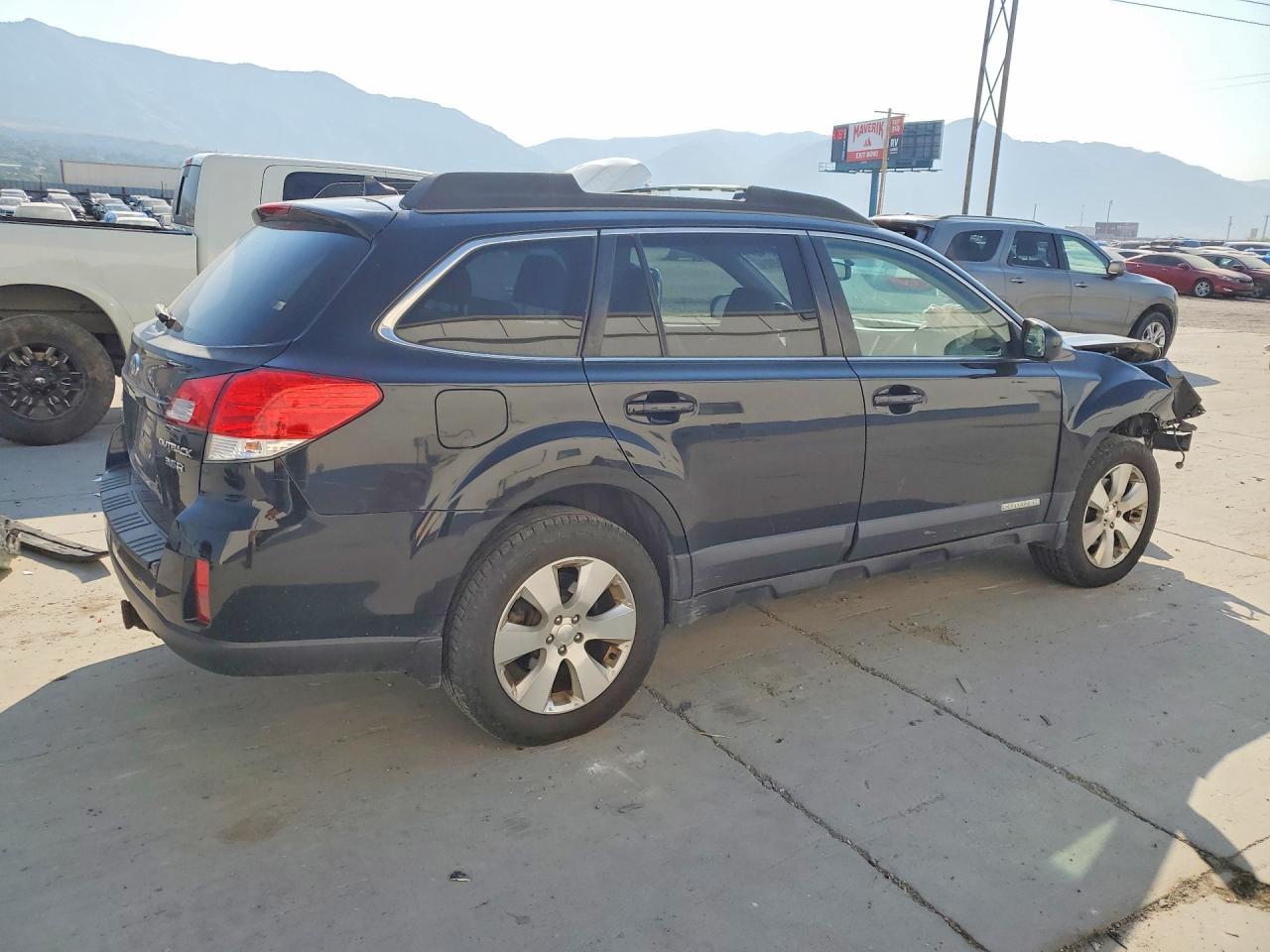 2011 SUBARU OUTBACK 3.6R LIMITED — Фото 3 из 13
