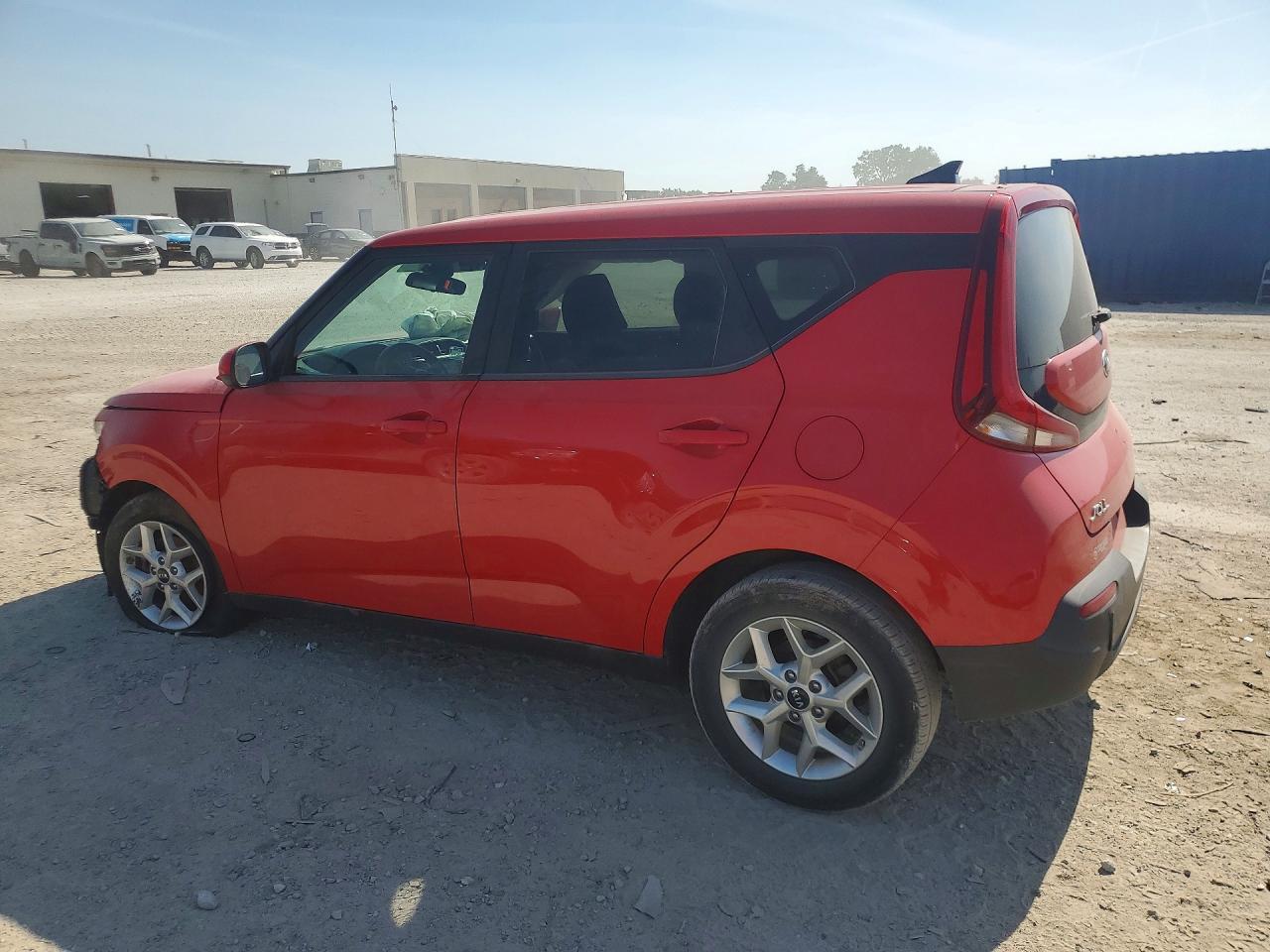 KNDJ23AUXM7748575 2021 KIA SOUL photo no. 2
