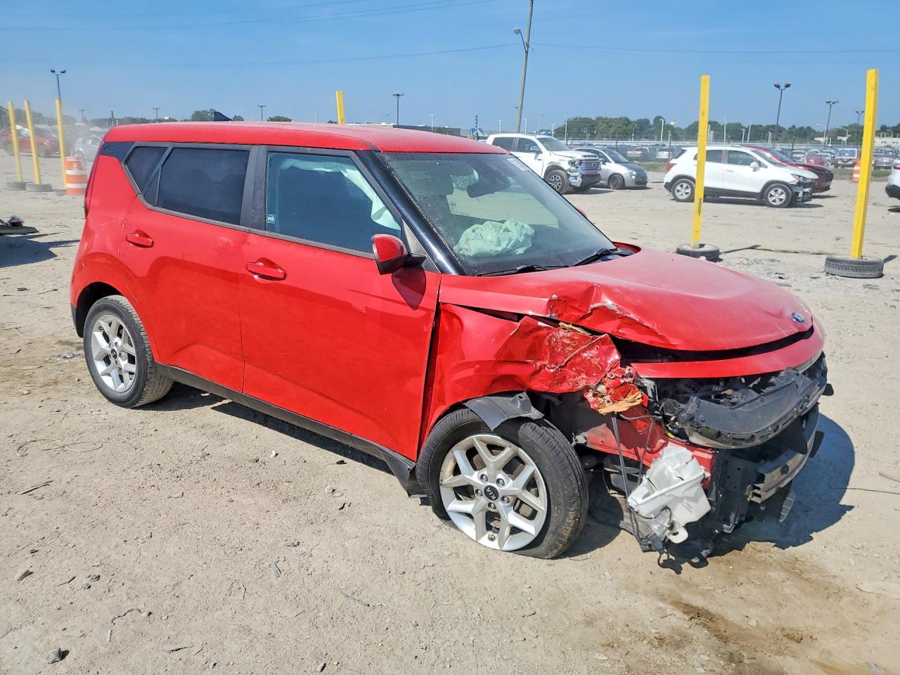 KNDJ23AUXM7748575 2021 KIA SOUL photo no. 4