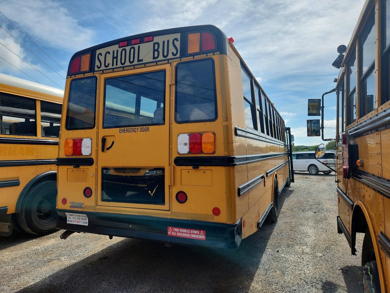 2011 THOMAS SAF-T-LINER C2 - SCHOOL BUS — Фото 4 из 10