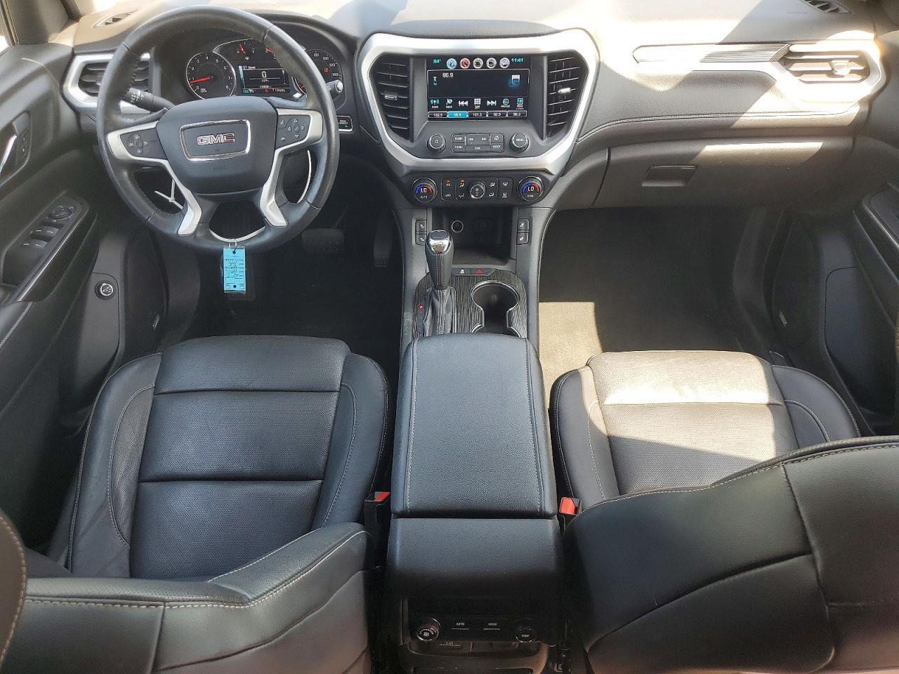 2017 GMC ACADIA SLT-1 — Фото 8 из 13