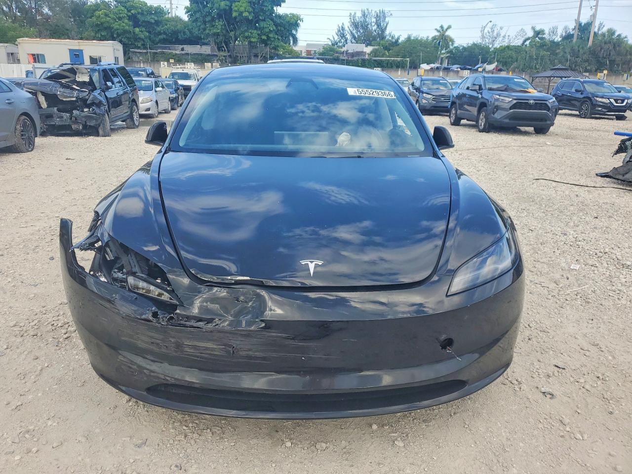 2025 TESLA MODEL 3 — Фото 5 из 12