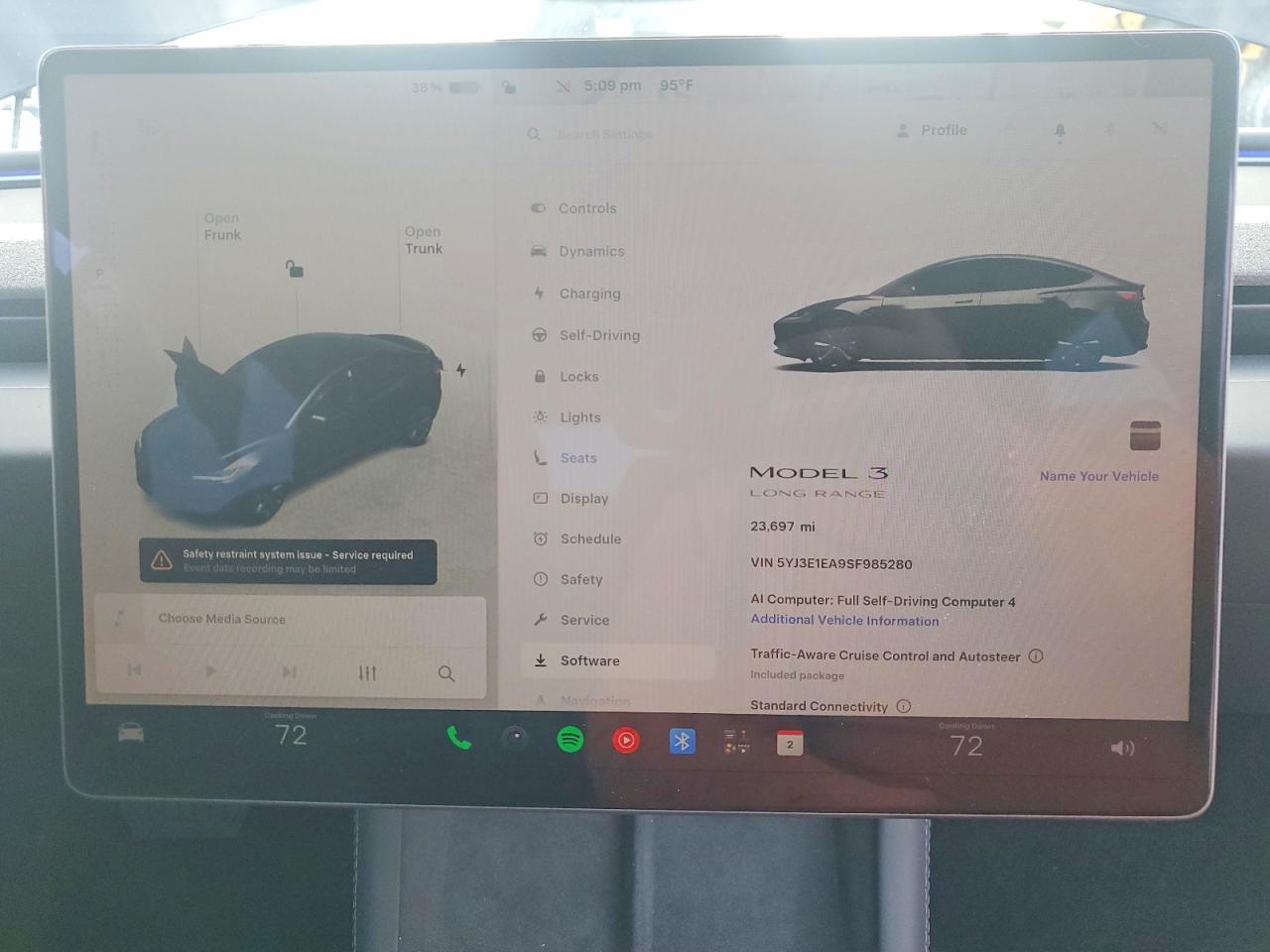 2025 TESLA MODEL 3 — Фото 9 из 12
