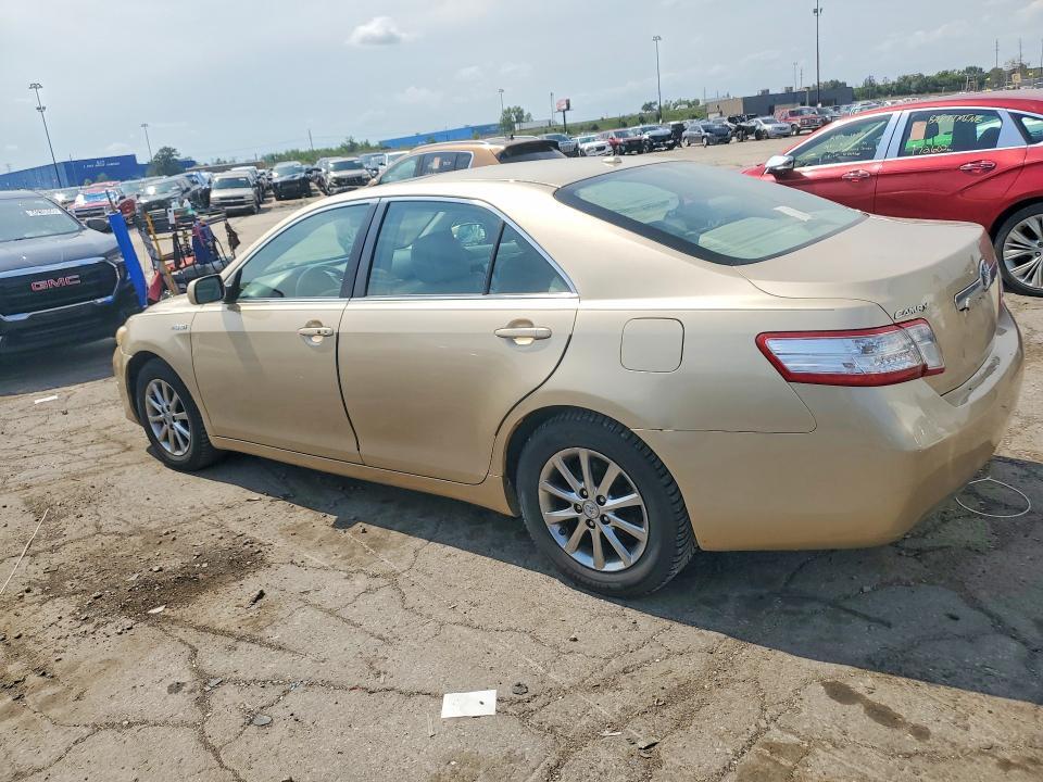 2011 TOYOTA CAMRY HYBRID — Фото 2 из 12