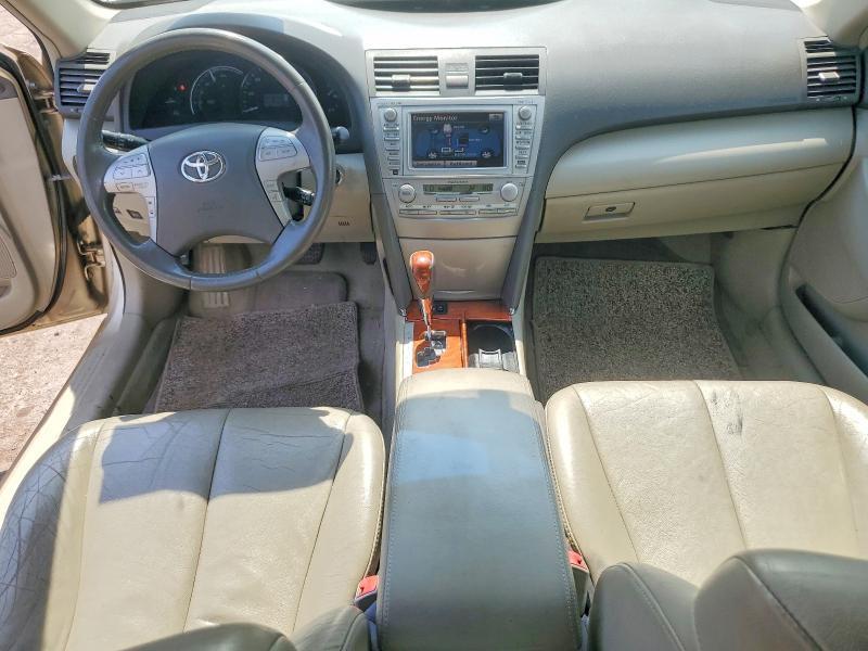 2011 TOYOTA CAMRY HYBRID — Фото 8 из 12