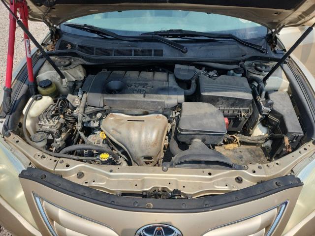 2011 TOYOTA CAMRY LE — Фото 11 из 12