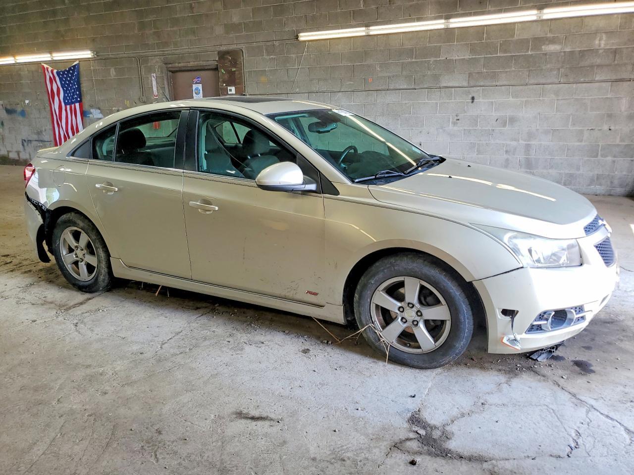 2014 CHEVROLET CRUZE LT — Фото 4 из 12
