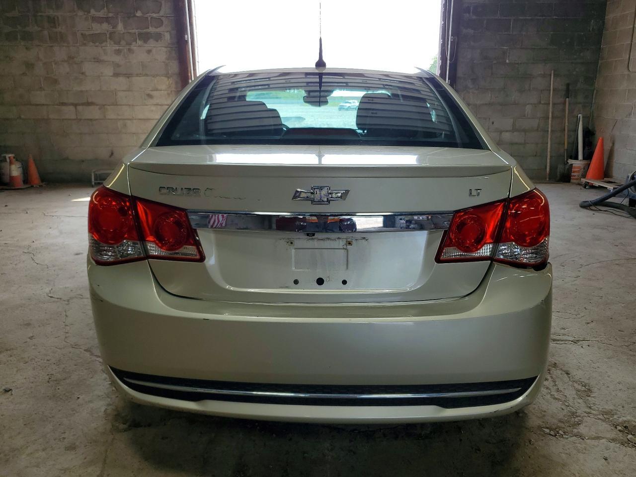 2014 CHEVROLET CRUZE LT — Фото 6 из 12