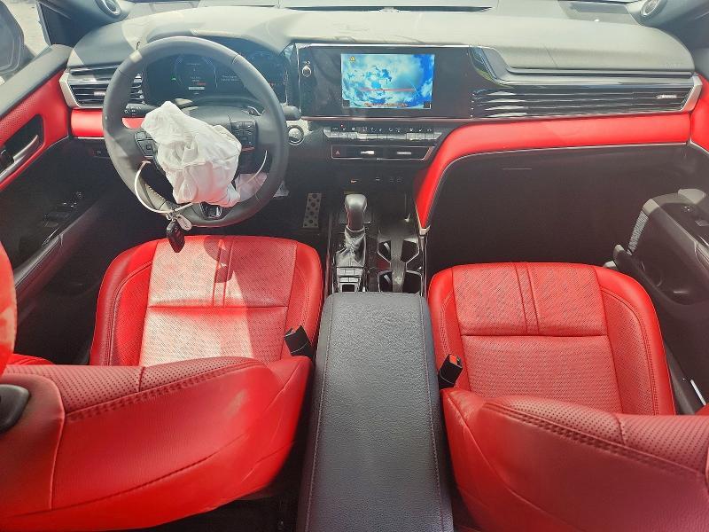 2025 TOYOTA CAMRY XSE — Фото 8 из 12