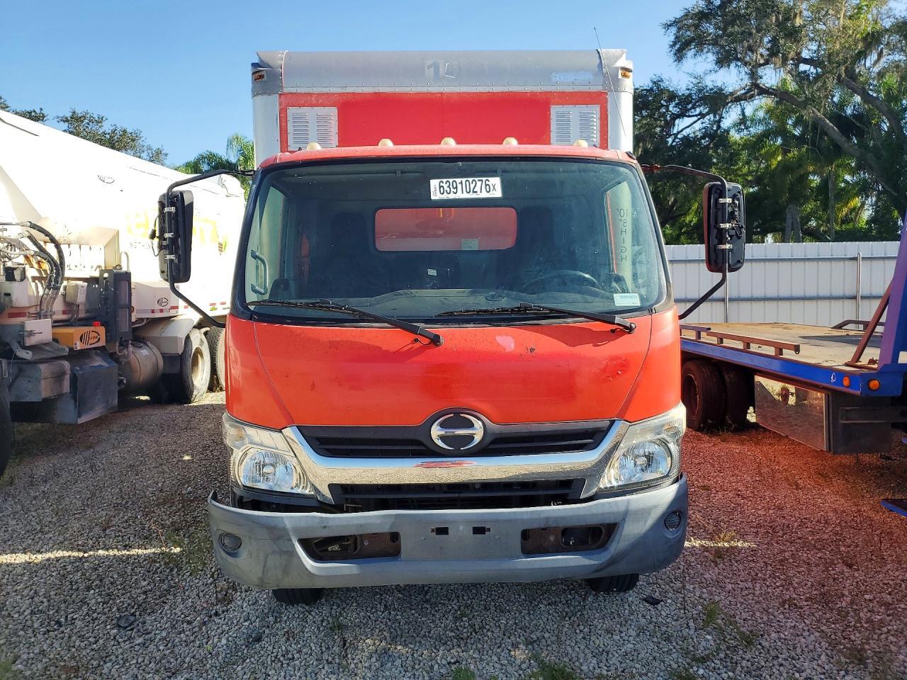 2017 HINO 195 BOX TRUCK — Фото 5 из 13
