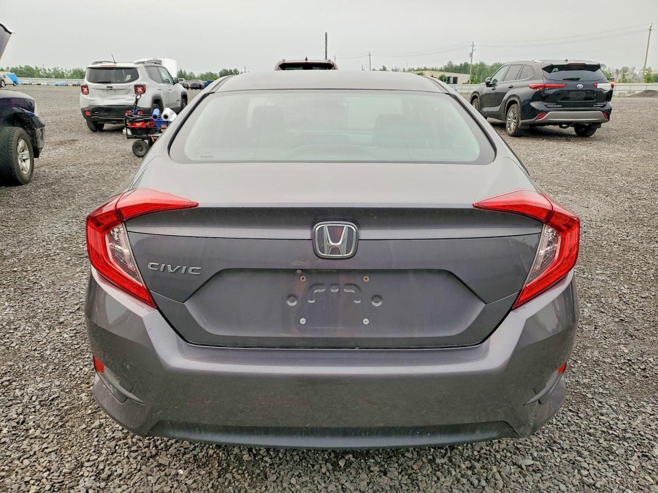 2017 HONDA CIVIC LX — Фото 6 из 12