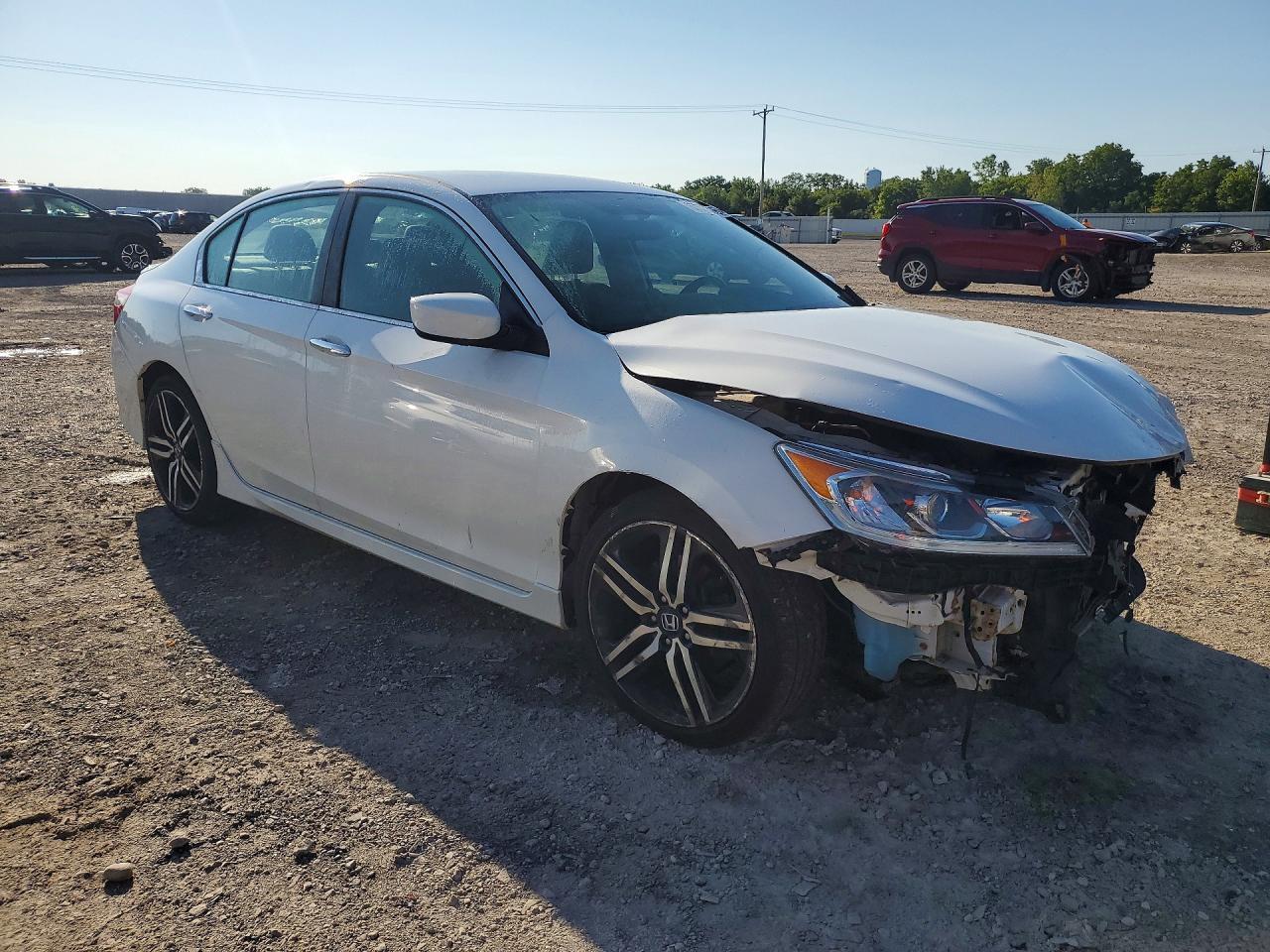2017 HONDA ACCORD SPORT — Фото 4 из 13