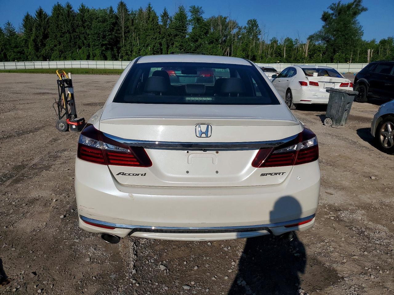 2017 HONDA ACCORD SPORT — Фото 6 из 13